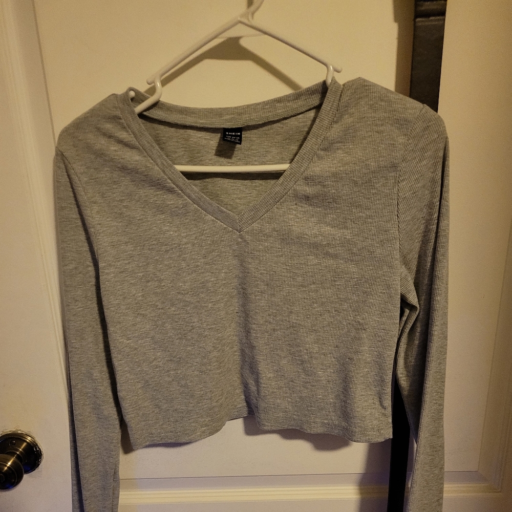 XL grey crop top.  Brand new with no tags.